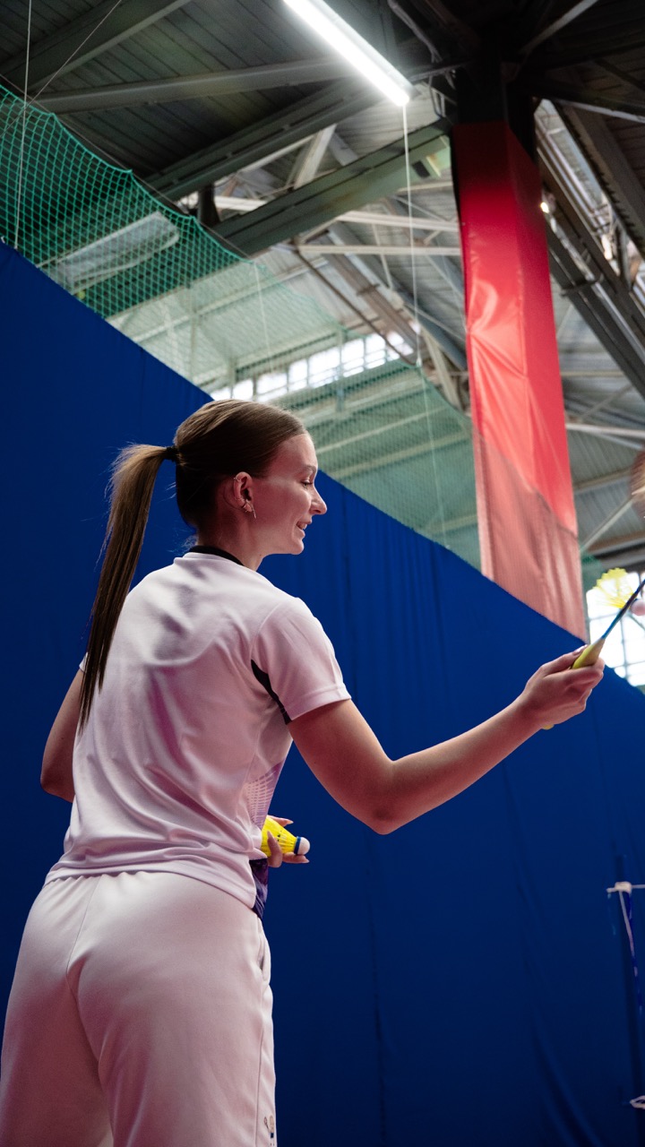 Найт Бадминтон (Night Badminton Club)