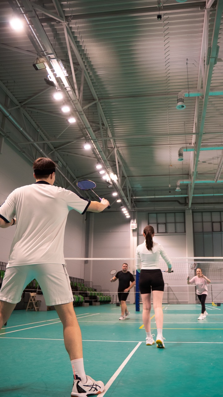 Найт Бадминтон (Night Badminton Club) филиал в Территории Спорта